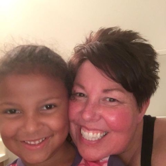 Meet your Posher, Kathy - Picture 1 of 1